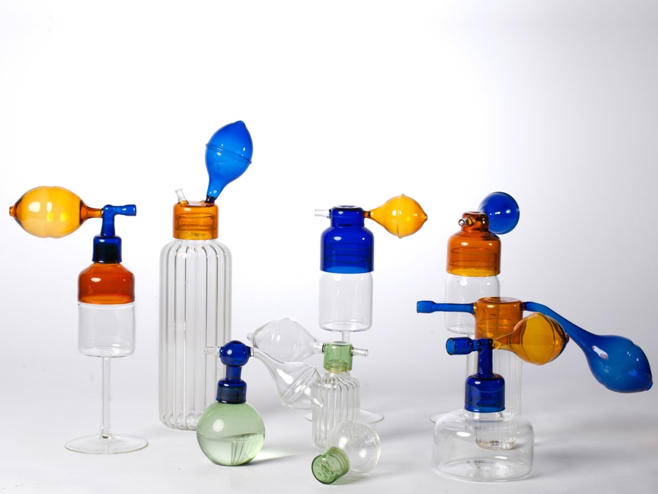 Cristina Celestino, Atomizer