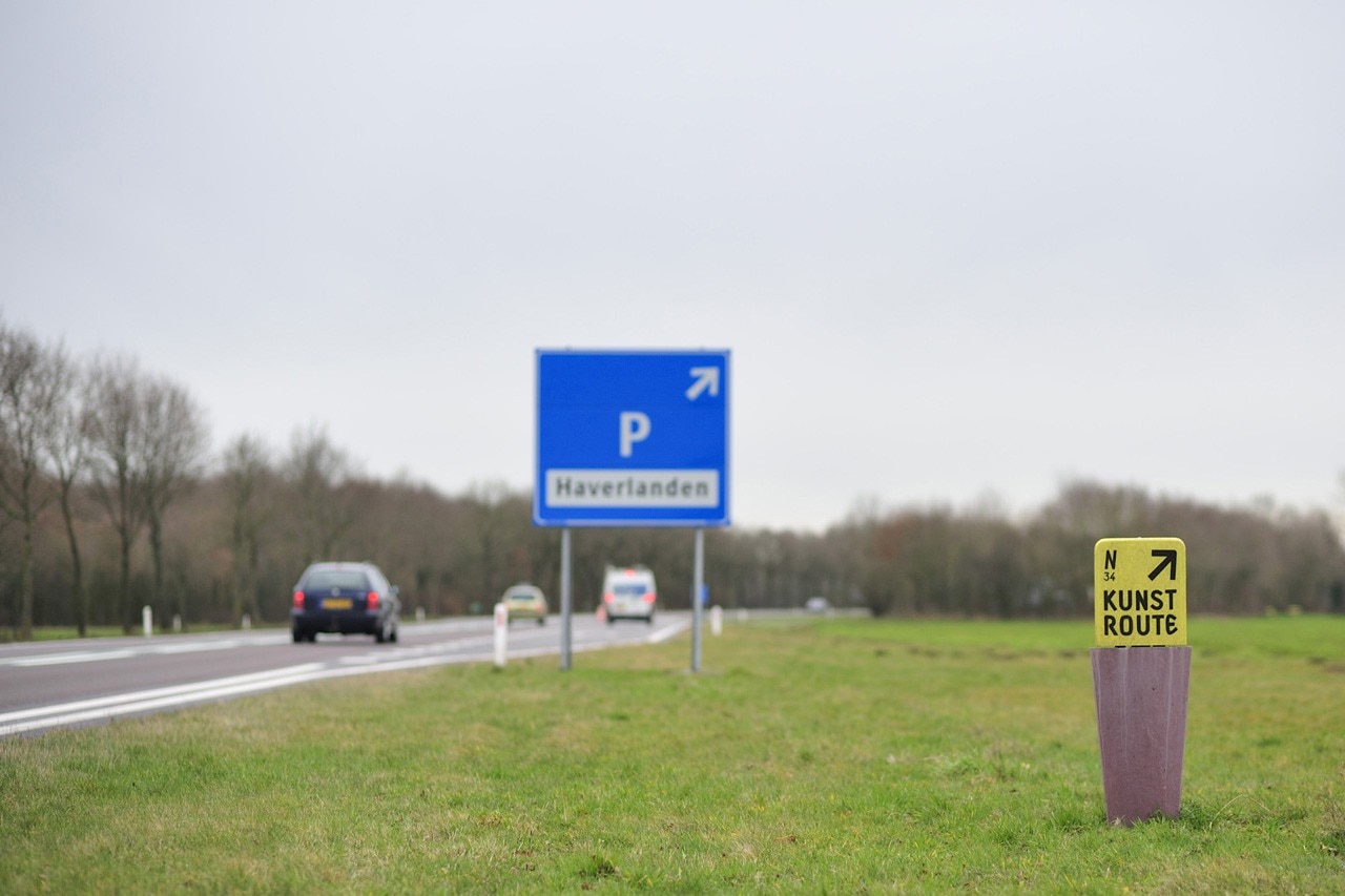 Ineke Hans: N34 furniture