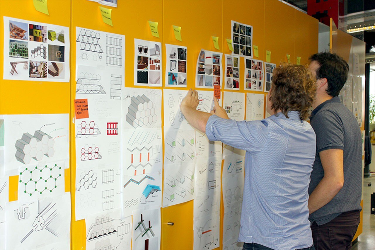   Compaan and Labeur vzw with One Small Step and Achilles Design, B-and-Bee