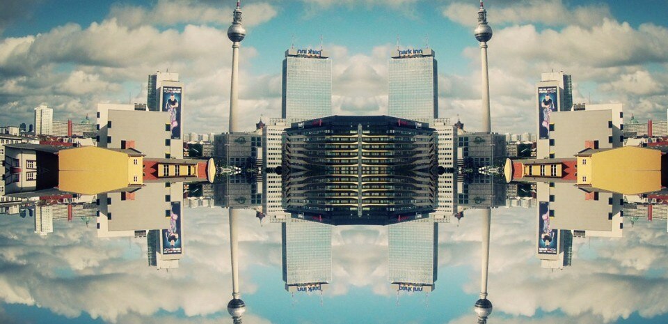 Ben Lewis, <i>The Google Brain</i>, 2013, 90 minuti. Still da video