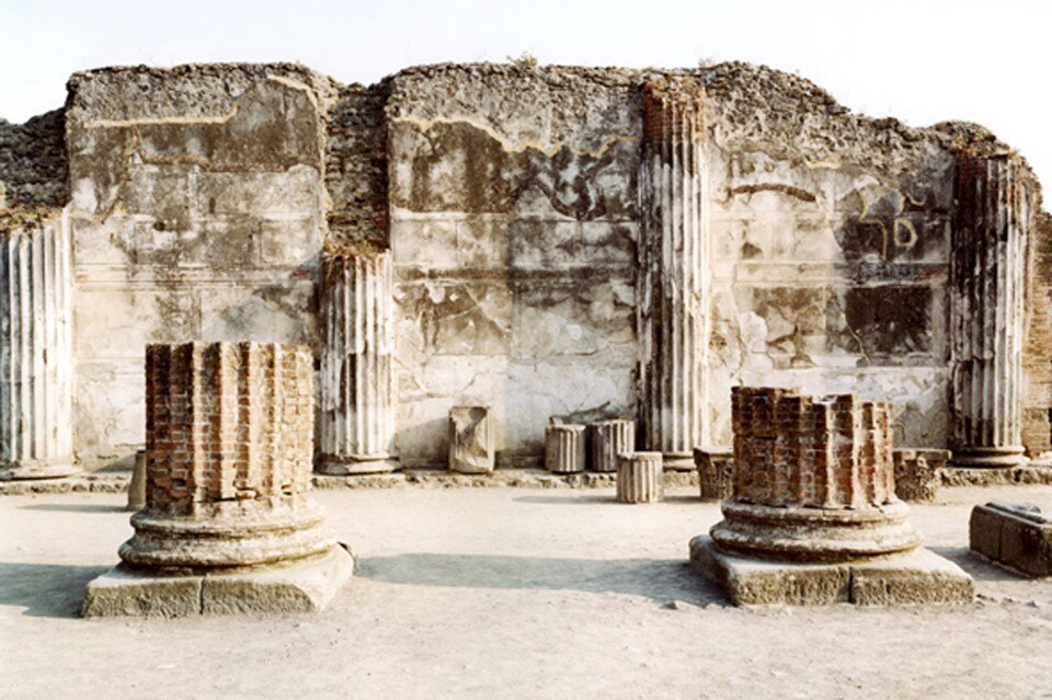  Claudio Sabatino, <i>Pompei</i>, 2000
