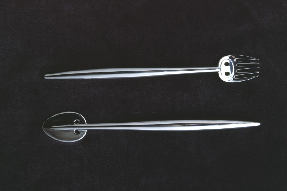 Charles Rennie Mackintosh, Forchetta e coltello da pesce per Charles Rennie Mackintosh e Margaret Macdonald Mackintosh, 1902-1904, © The Hunterian, University of Glascow 2015