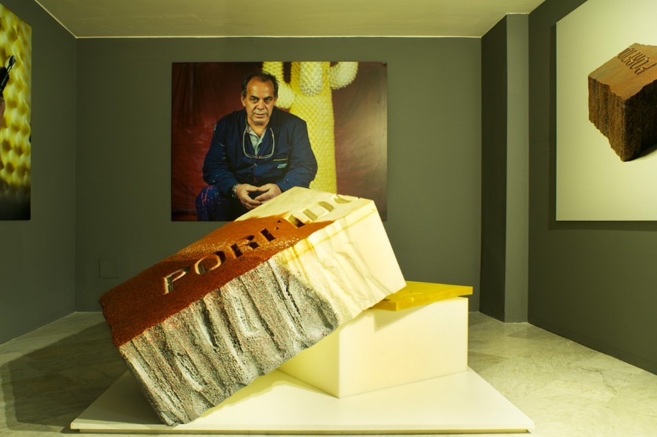 Gufram, vista dell'allestimento in via San Gregorio