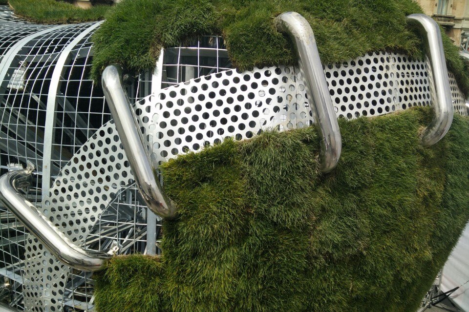  Michelangelo Pistoletto, <i> Terzo Paradiso – La Mela Reintegrata</i>