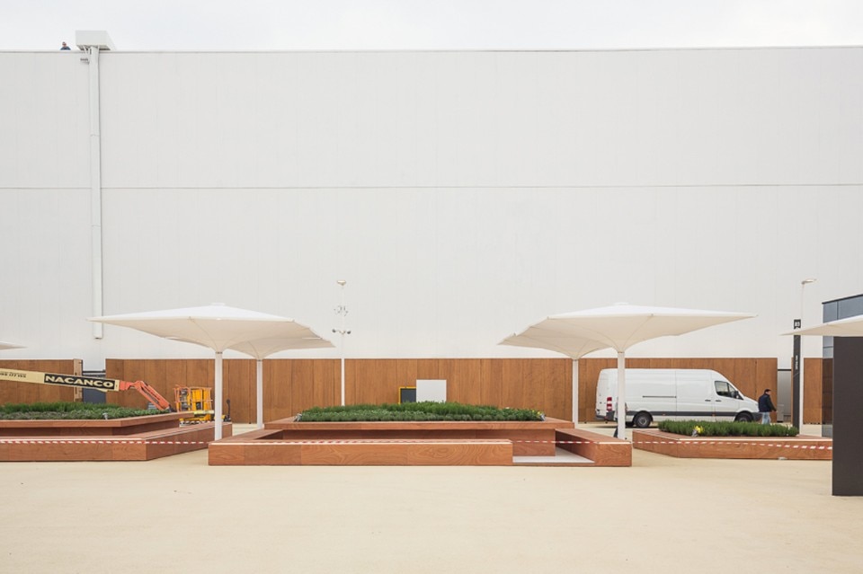 EXPO Milano 2015 Future Food District, project by Carlo Ratti, Direttore - MIT Senseable City Lab e Partner - Carlo Ratti Associati in collaboration with Favero & Milan Ingegneria, Capatti Staubach Landschaftsarchitekte, Systematica, ecoLogicStudio, Cesare Griffa Studio, ENEA e Ceres srl