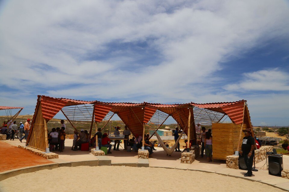 Pico Estudio, Colectivo Independientes and Colectivo Ruta 4, Punta Arenas Service station, Sucre, Venezuela