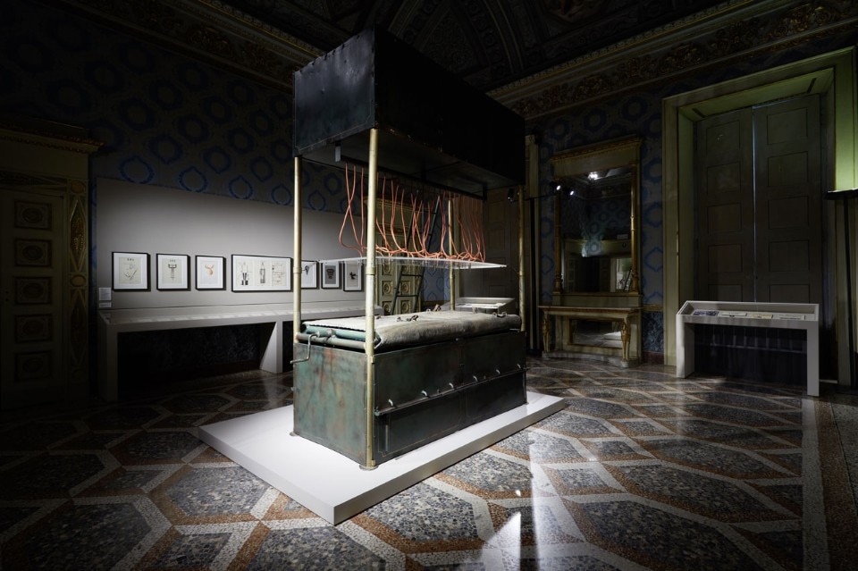 Vista della mostra “La Grande Madre” a cura di Massimiliano Gioni. Promossa da Comune di Milano | Cultura, ideata e prodotta dalla Fondazione Nicola Trussardi insieme a Palazzo Reale. Palazzo Reale, Milano. Photo: Marco De Scalzi. Courtesy Fondazione Nicola Trussardi, Milano