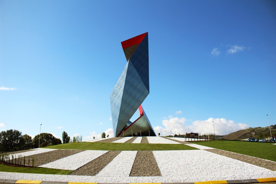 Daniel Libeskind, The Crown, Casalgrande, Reggio Emilia