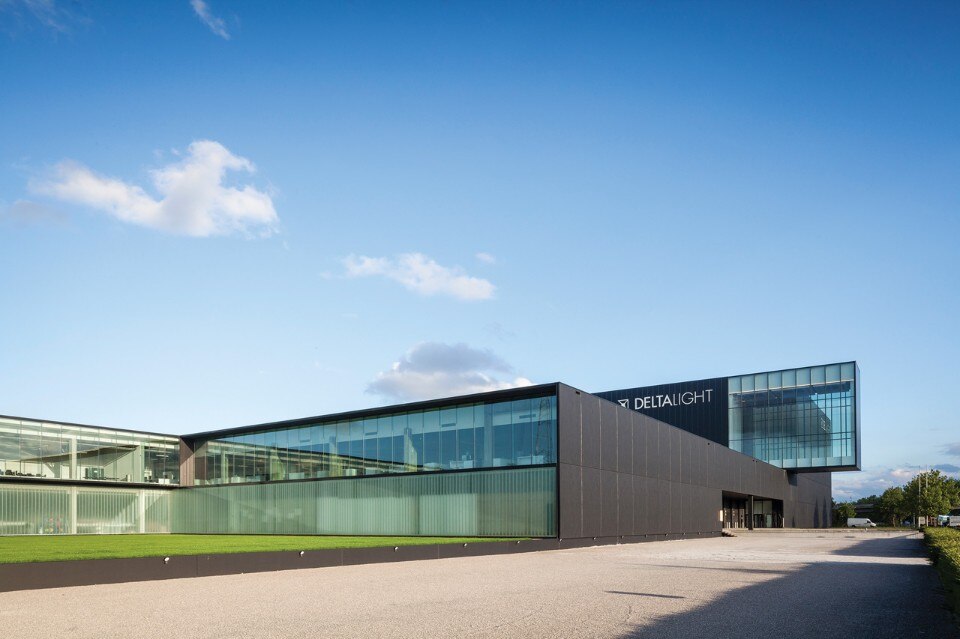 Damiaan Vanhoutte, Delta Light headquarters, Wevelgem, Belgium