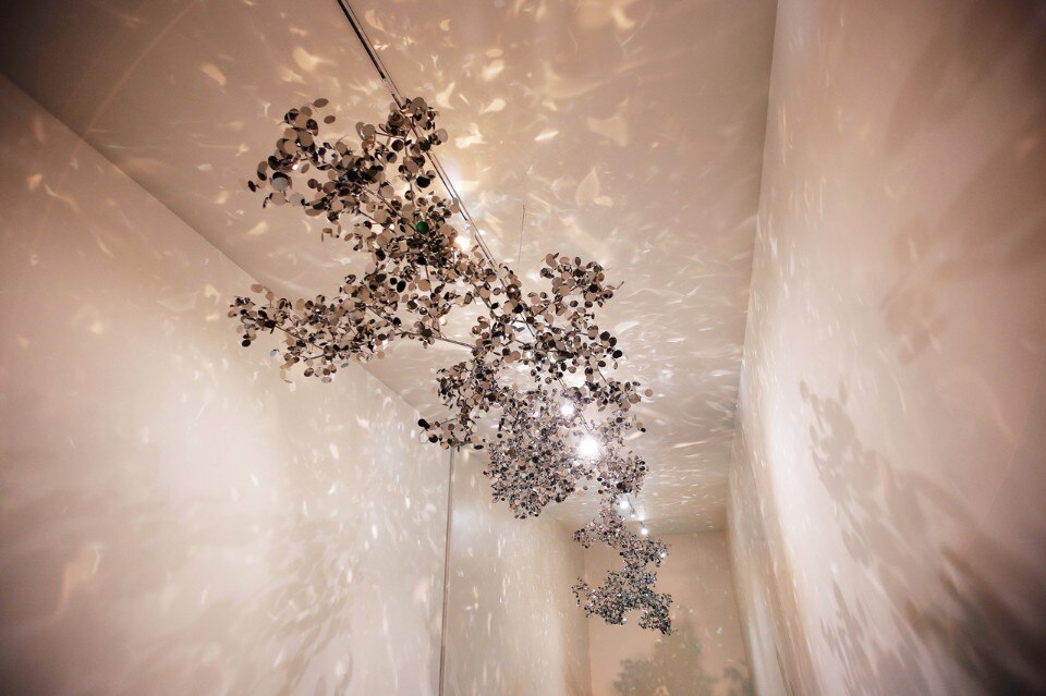 Studio Roso, Mirror Branch. View of the installation at Daelim’s D Museum, Seoul