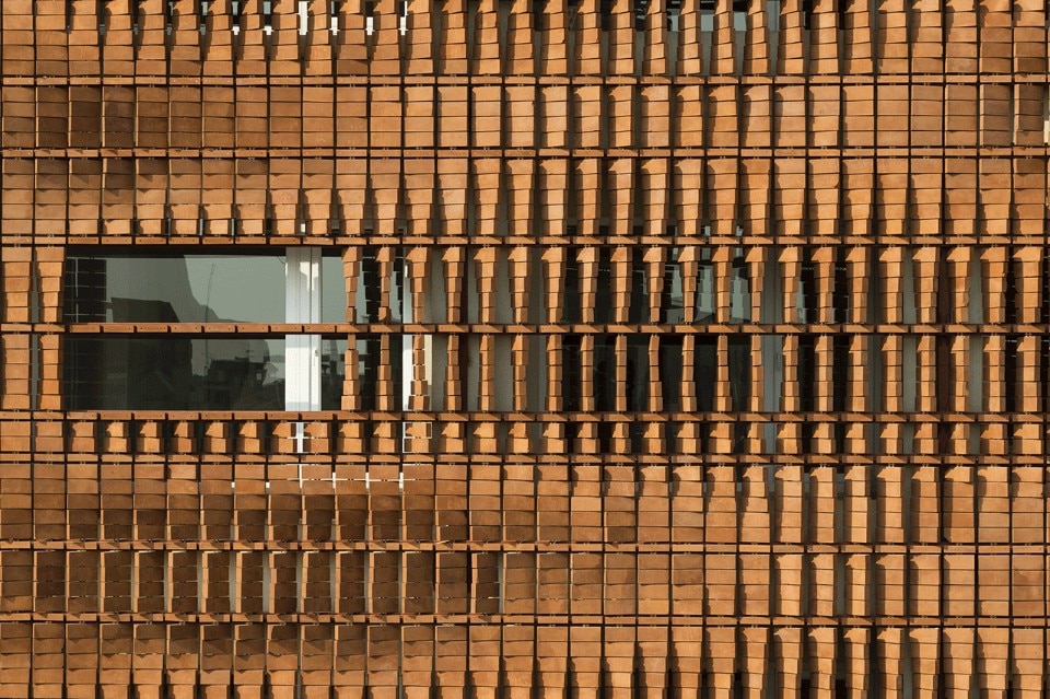 Admun Design, Brick Façade, Tehran