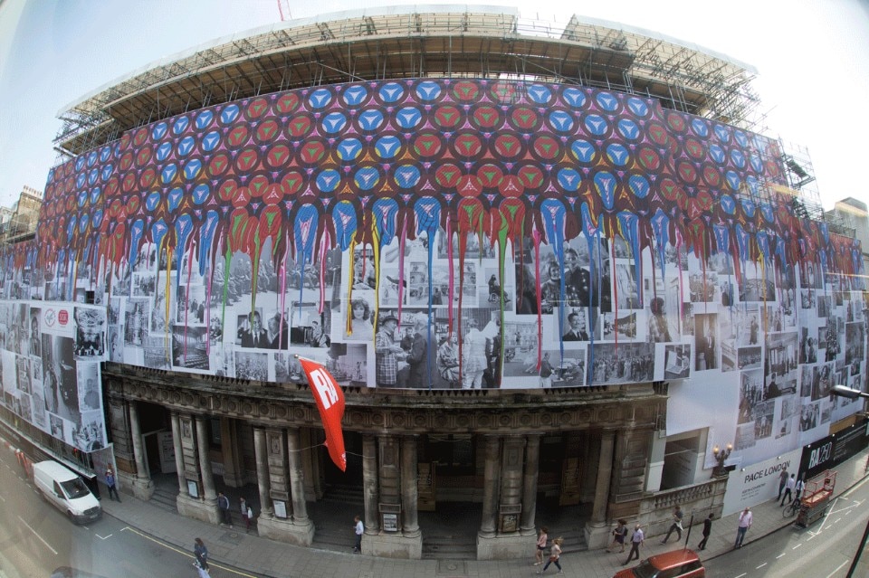Yinka Shonibare, Burlington Gardens, The Royal Academy of Arts, 2016