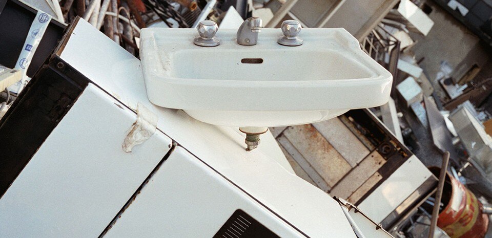 Paola Di Bello, Homeless Home, MLAC, 2016