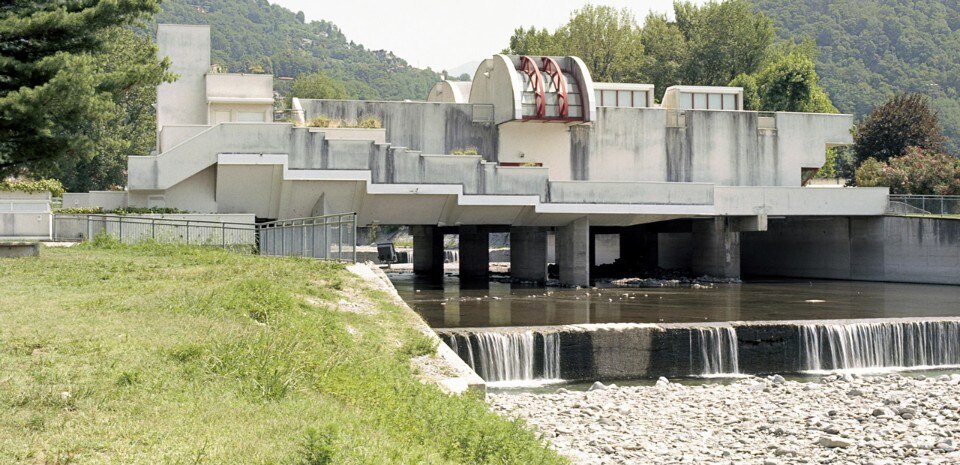 Allegra Martin, Museo Civico Parisi Valle, Maccagno, veduta esterna, dalla serie Maurizio Sacripanti, Stampa inkjet su carta matte Hahnemuhle Bright White, cm 40x32© Allegra Martin, courtesy Viasaterna