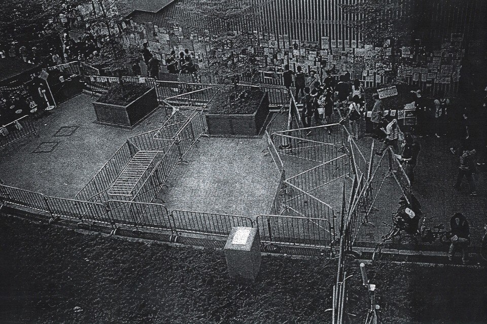 Lele Saveri, SCAN0004 from the series Barricades @ Lele Saveri, courtesy Viasaterna