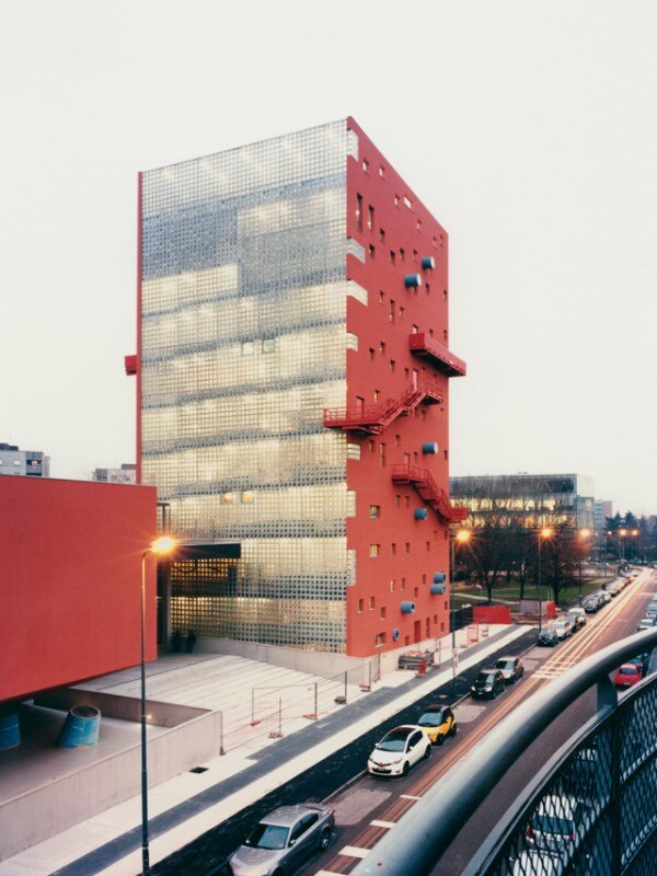 5+1AA, IULM 6 –  Milano, Italia