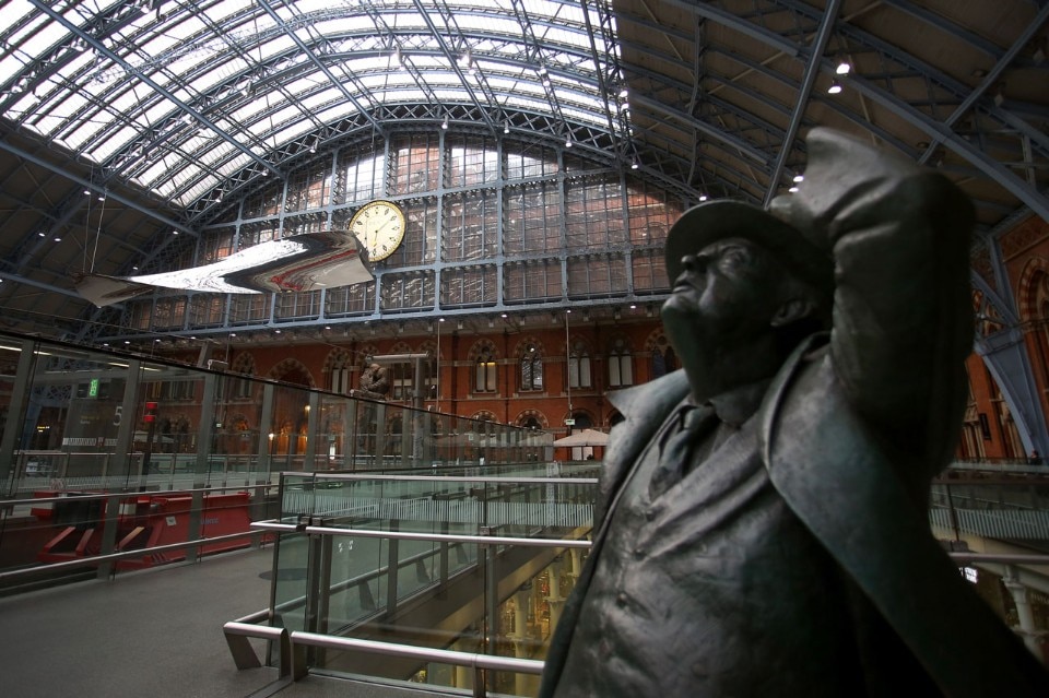 Ron Arad, Thought of Train of Thought, St Pancras station, London 2016