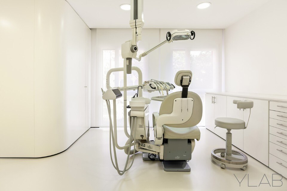 YLAB, clinica dentistica, Barcellona, 2016