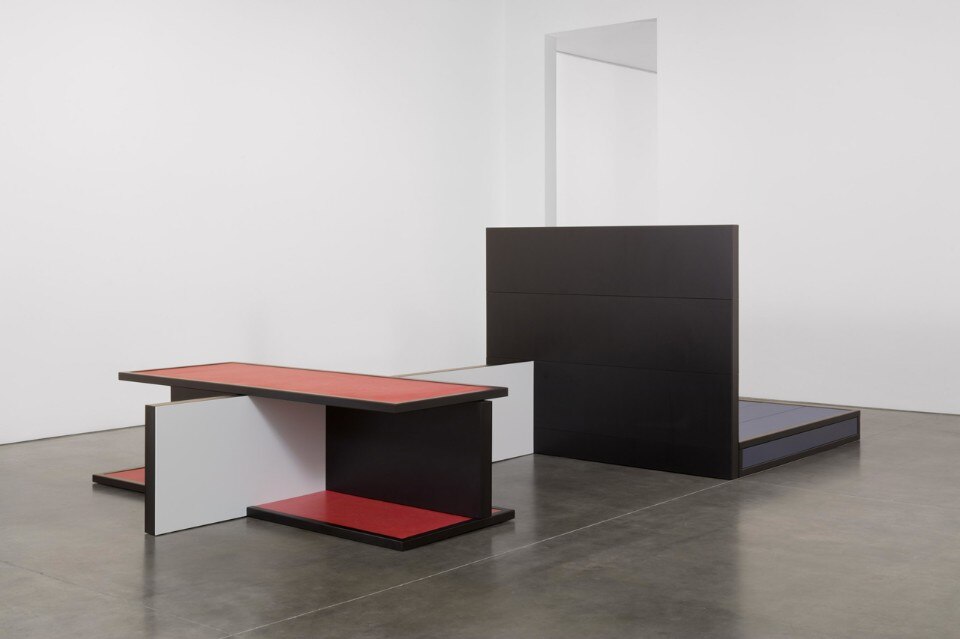 Andrea Zittel, Planar Configuration, 2016, steel, fiberglass, accessories, textiles, approximate overall dimensions: 66 x 216 x 114 inches. © Andrea Zittel, courtesy of Andrea Rosen Gallery, New York