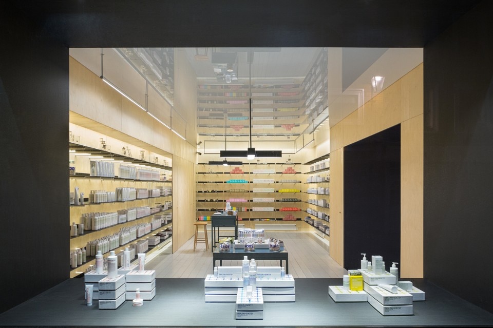 Jonathan Tuckey Design, Malin + Goetz Monmouth, Londra, 2016