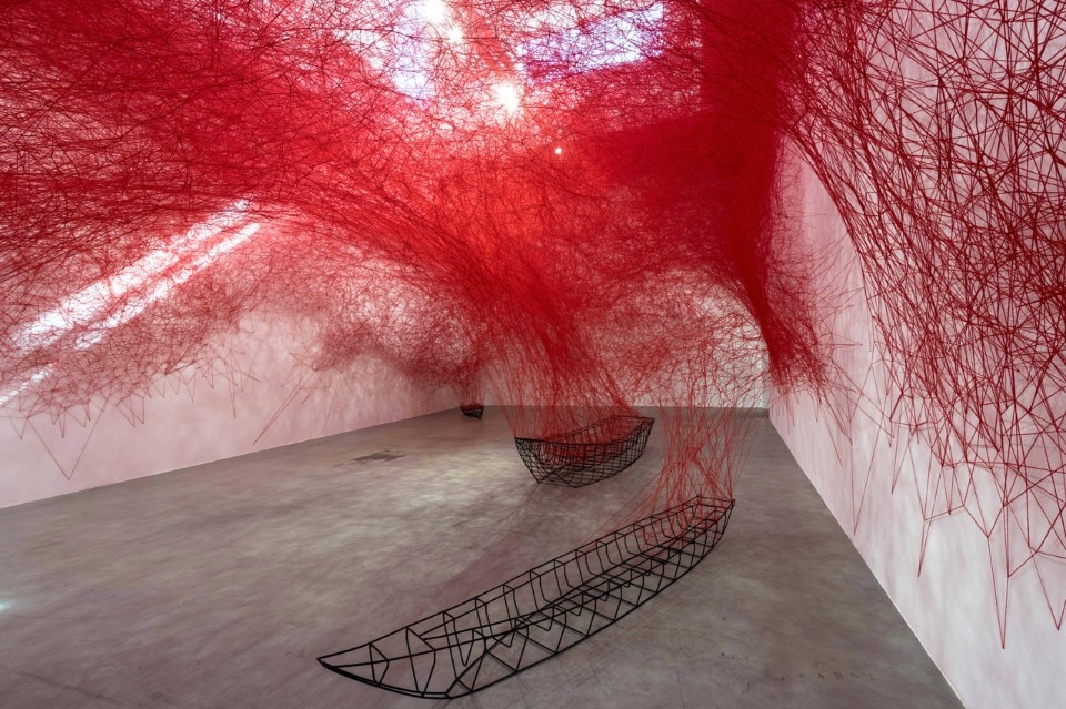 Chiharu Shiota, Uncertain Journey, 2016, installation view. Courtesy the artist and Blain|Southern, Photo: Christian Glaeser