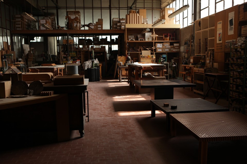 Pierluigi Ghianda, veduta della bottega. Foto Patrizio Saccò