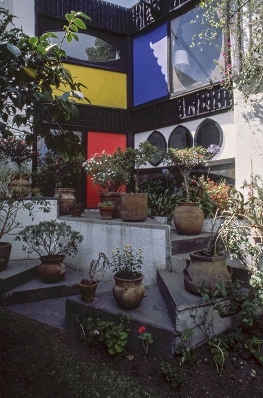 Manuel Larrosa, casa Heroes de Padierna. Foto Lourdes Grobet