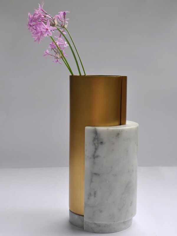 Nour e Maysa Saccal, Flower vase per Khalid Shafar, 2017