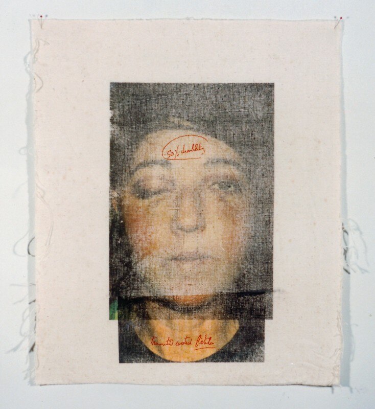 Fiona Clark, Tatoo., 1997, fotografia su tela con ricamo. Courtesy l'artista e Michael Lett, Auckland