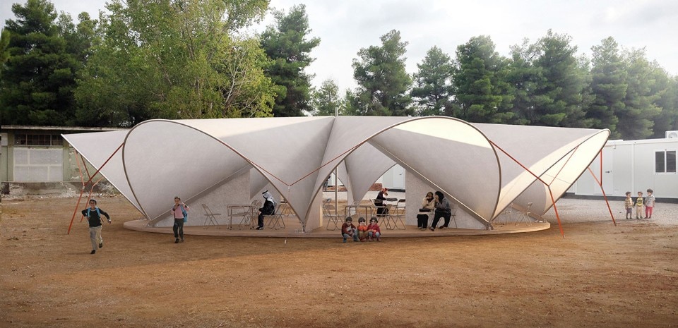 Maidan tent, progetto di Bonaventura Visconti di Modrone e Leo Bettini Oberkalmsteiner per ilcampo profughi di Ritsona, Grecia