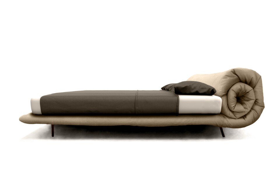 Il letto Blanket, disegnato per Bonaldo da Alessandro Busana e presentato al Salone del Mobile di Milano 2017
