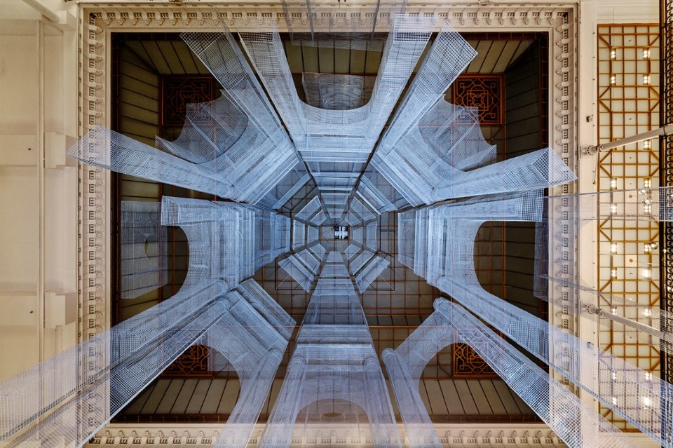 Img.10 Edoardo Tresoldi, Aura, installation view, Le Bon Marché Rive Gauche, Paris, 2017