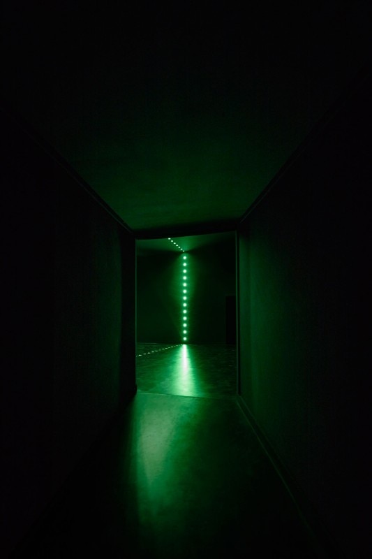 Fig.12 Lucio Fontana, Ambiente spaziale, 1966/2017, veduta dell’installazione in Pirelli HangarBicocca, Milano, 2017. Courtesy of Pirelli HangarBicocca, Milano. © Fondazione Lucio Fontana Fig.12 Lucio Fontana, Ambiente spaziale, 1966/2017, veduta dell’installazione in Pirelli HangarBicocca, Milano, 2017. Courtesy of Pirelli HangarBicocca, Milano. © Fondazione Lucio Fontana