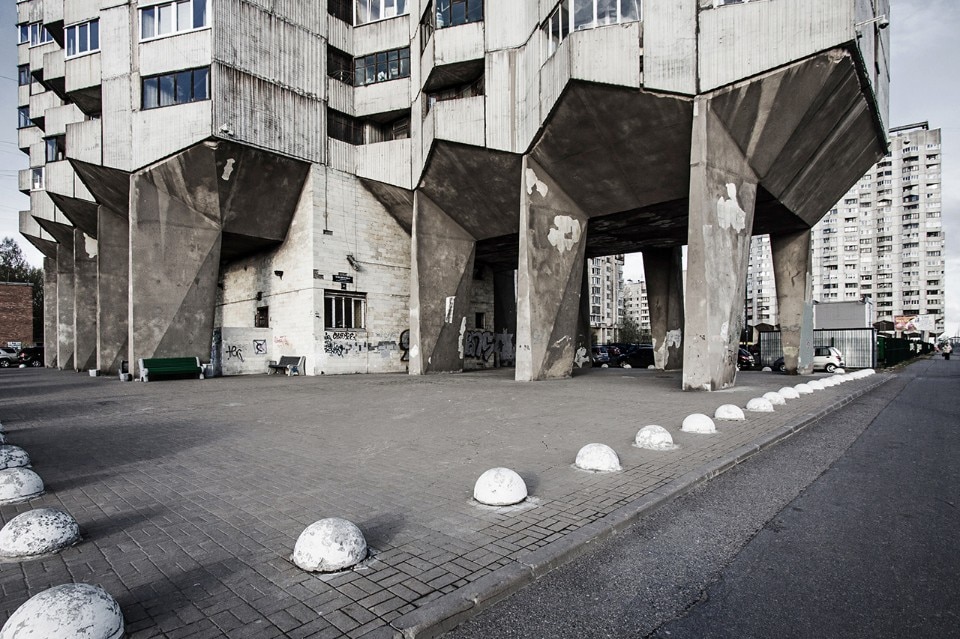 V. Sokhin, V. Sokolov, P. Kurochkin, Housing complex, 1993. Saint Petersburg, Russia