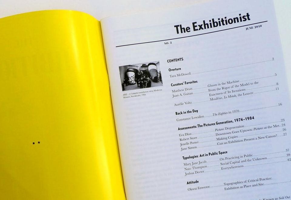 Pubblicata da Archive Books, <i>The Exhibitionist</i> è diretta da Jens Hoffmann. Tara McDowell ne è redattore capo. Il comitato editoriale è formato da Carolyn Christov-Bakargiev, Okwui Enwezor, Mary Jane Jacob, Constance Lewallen, Maria Lind, Chus Martinez, Jessica Morgan, Julian Myers, Paul O'Neill, Hans Ulrich Obrist, Adriano Pedrosa, Dorothea von Hantelmann. Jens Hoffmann e Chiara Figone ne sono redattori e fondatori. 