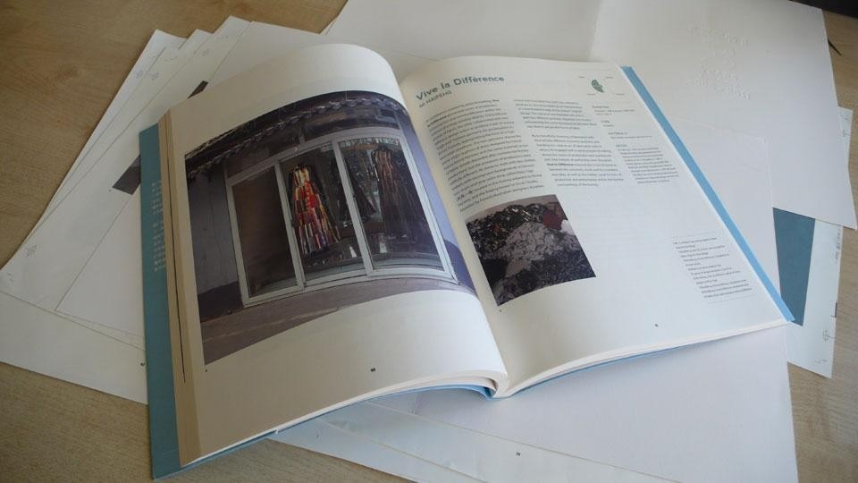 Pagine interne del libro <i>3 Years: Arrow Factory</i>