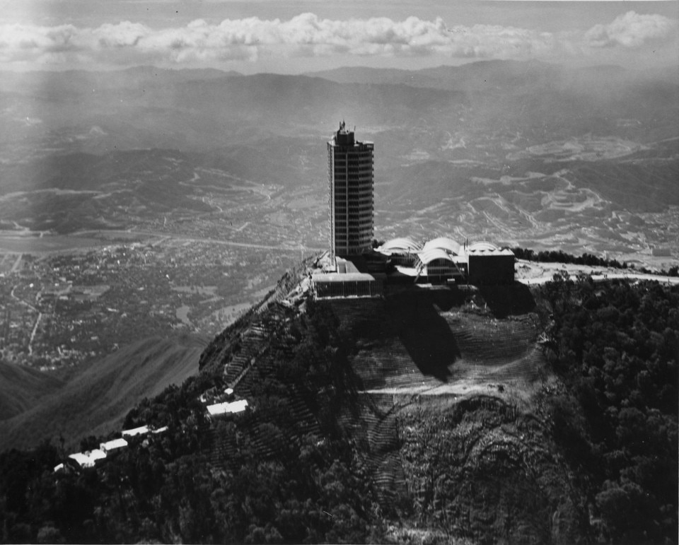 Latin America in Construction, Tomás José Sanabria. Hotel Humboldt, Caracas, Venezuela, 1956