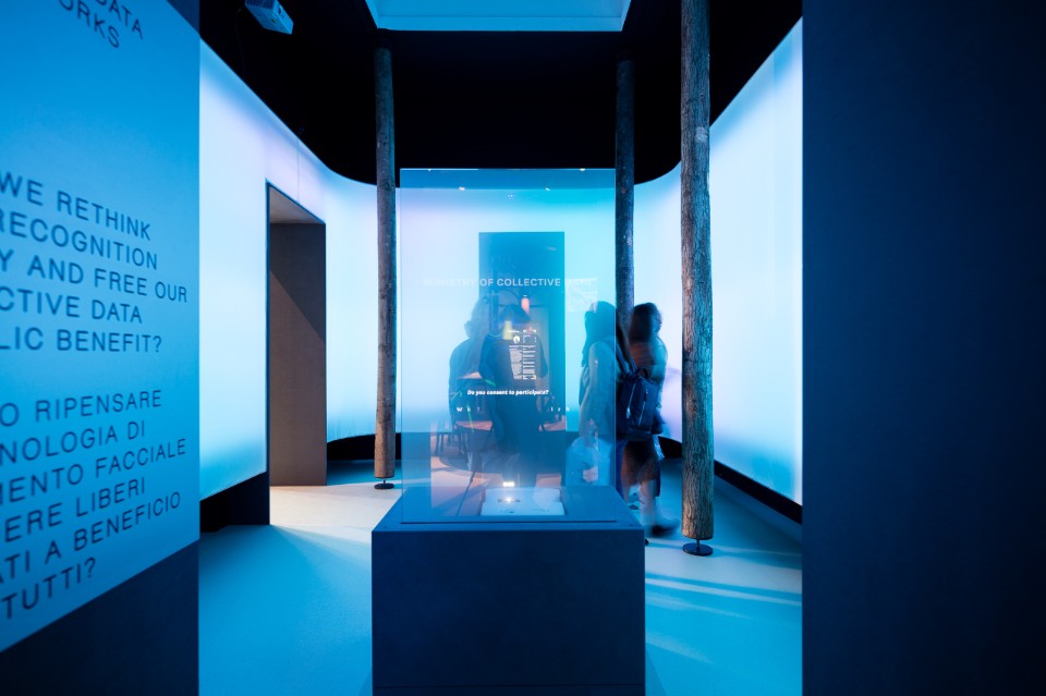 With a miltiant pavilion, the two Great Britain curators highlight the growing interference of biometrics and data collection in our society. Photo: Giulia Di Lenarda e Giorgio De Vecchi (Gerdastudio).