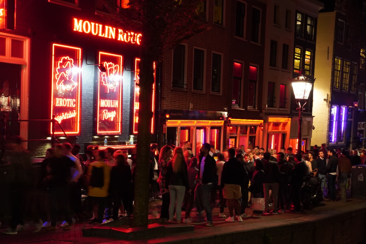 Amsterdam’s red light district is moving. But some disagree: here’s why