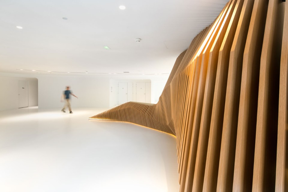 Ora Ito behind the new interiors of LVMH's media division offices - Domus