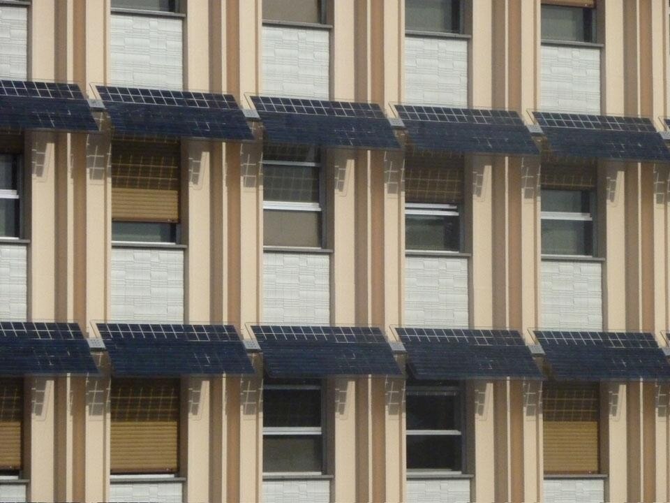 The new glass photovoltaic panels The new glass photovoltaic panels