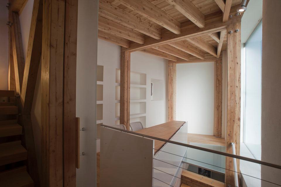 The entrance to the study area. The entrance to the study area.