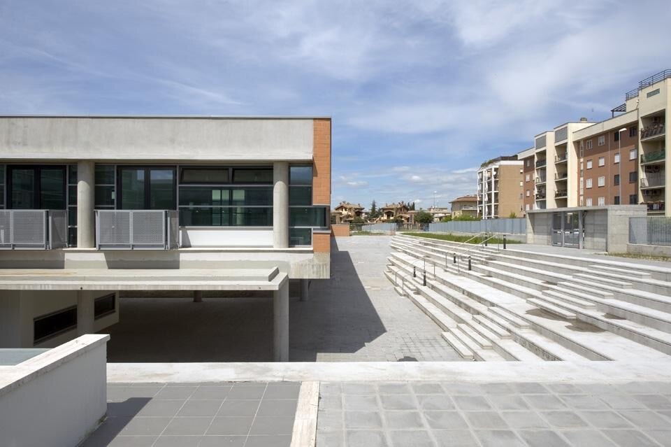 Herman Hertzberger, Marco Scarpinato – AutonomeForme: <em>Romanina Elementary School</em>, Rome (2005 – 2012) Herman Hertzberger, Marco Scarpinato – AutonomeForme: <em>Romanina Elementary School</em>, Rome (2005 – 2012)