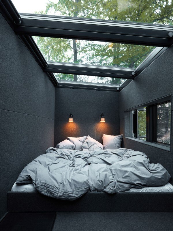 Vipp, Shelter, Copenhagen, 2017. Photo Mark Seelen and Anders Hviid Vipp, Shelter, Copenhagen, 2017. Photo Mark Seelen and Anders Hviid