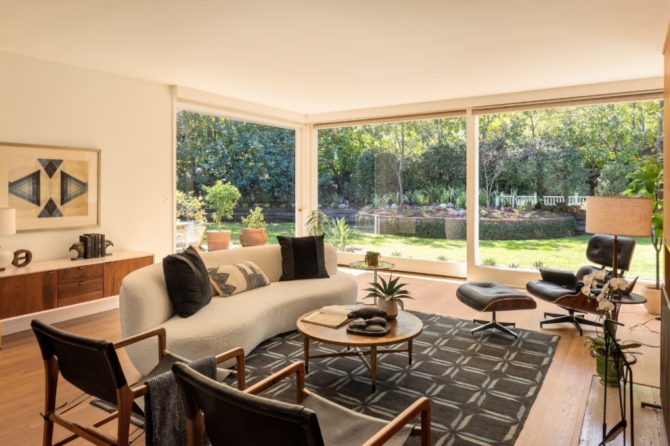 All of modern California design in a Los Angeles home, now on the market