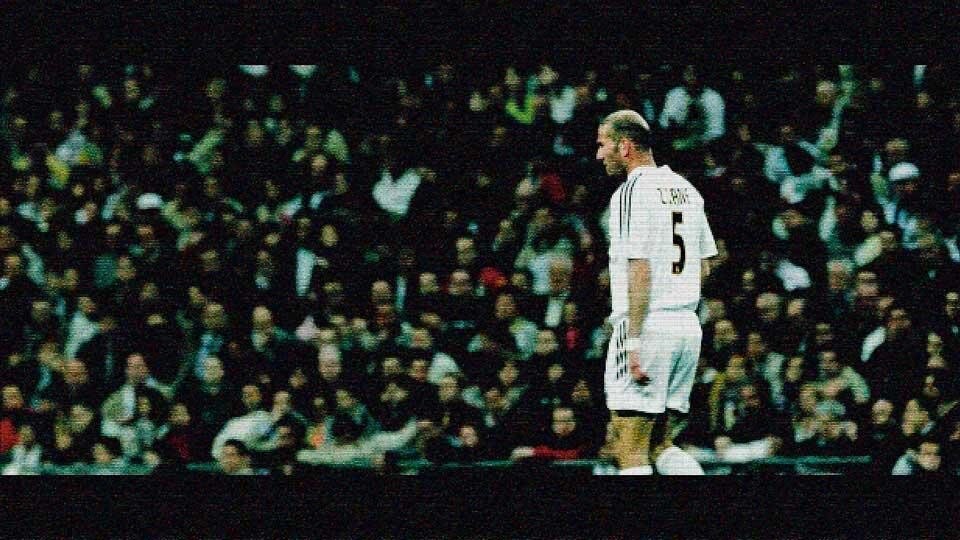 A screenshot of the
documentary film <em>Zidane:
A 21st Century Portrait</em> by
Douglas Gordon and Philippe
Parreno, 2006 A screenshot of the
documentary film <em>Zidane:
A 21st Century Portrait</em> by
Douglas Gordon and Philippe
Parreno, 2006
