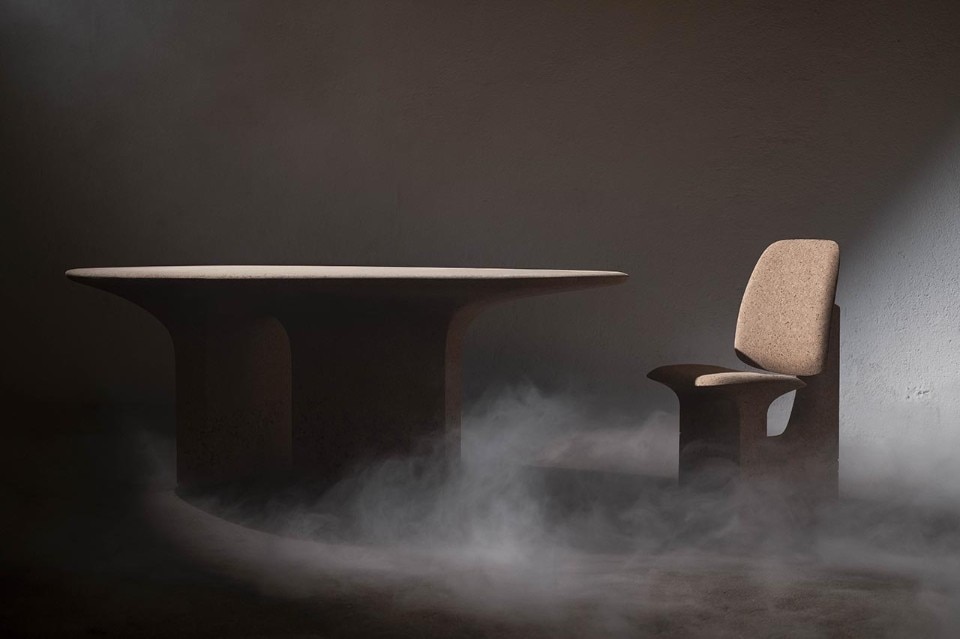 A furniture collection realized with cork regenerated from fires