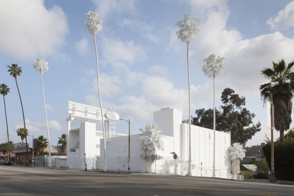 Vincent Lamouroux, <i>Projection</i>, 2015. Photo by Guillaume Onimus. Courtesy of Please Do Not Enter and Vincent Lamouroux. © Guillaume Onimus Vincent Lamouroux, <i>Projection</i>, 2015. Photo by Guillaume Onimus. Courtesy of Please Do Not Enter and Vincent Lamouroux. © Guillaume Onimus