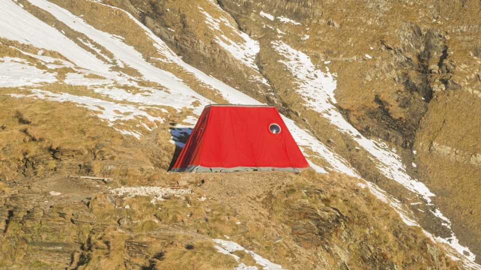 This bivouac is an emergency architecture, but also a micro-museum