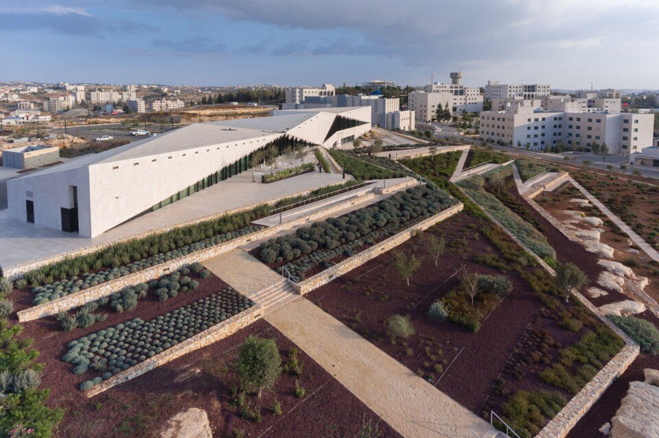 Heneghan Peng Architects, Palestinian Museum, Birzeit, Palestina, 2016 Heneghan Peng Architects, Palestinian Museum, Birzeit, Palestina, 2016